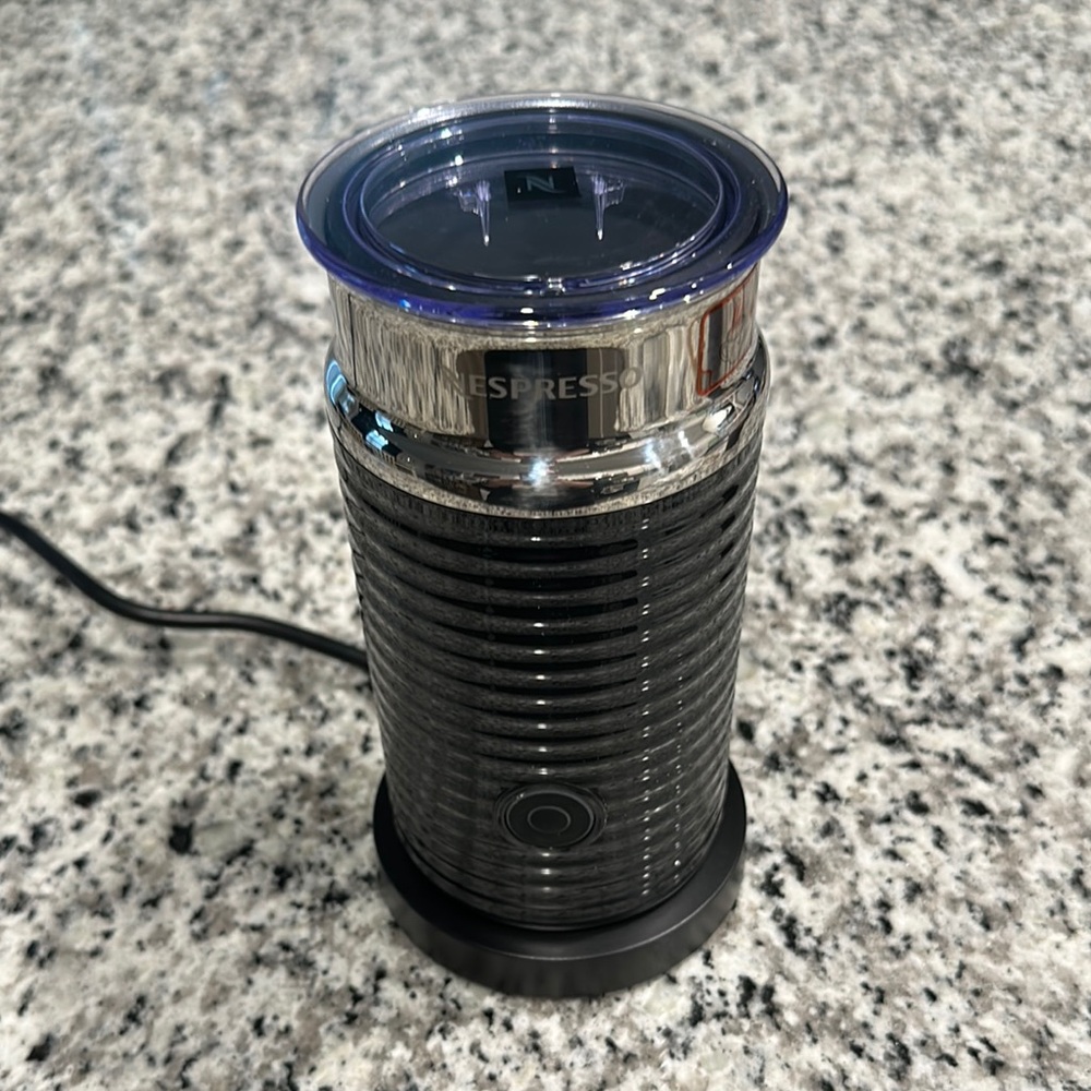 Nespresso Aeroccino 3 milk frother